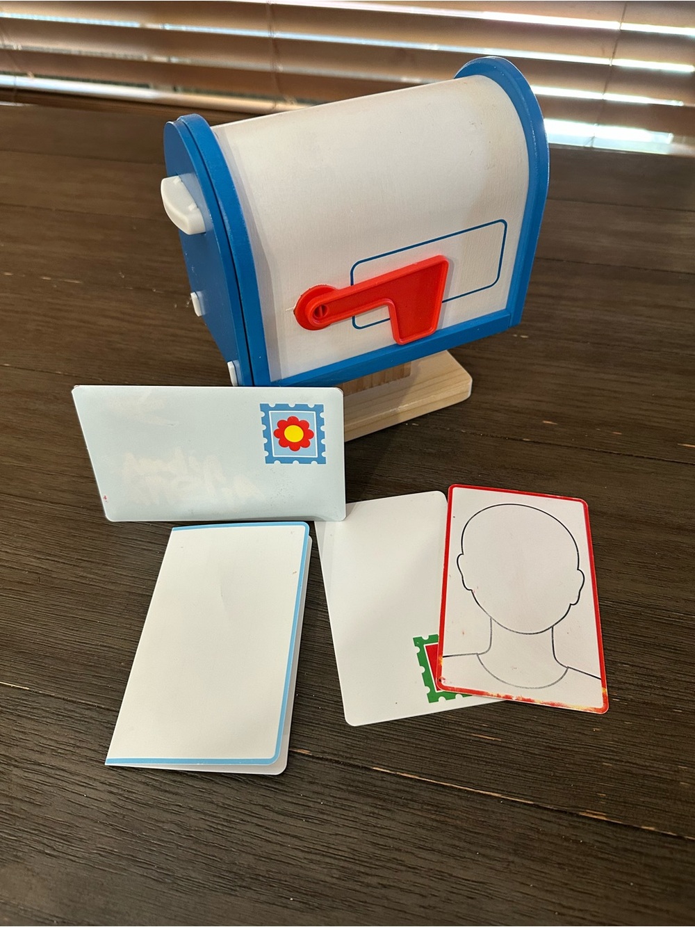 Melissa & Doug My Own Wooden Mailbox